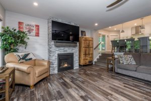 Oakridge Drive Living Room Renovation