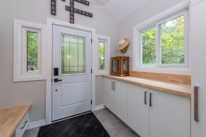 Oakridge Drive Mudroom Renovation