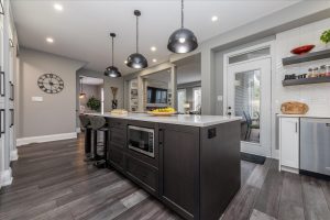 Custom Kitchen Builders in Barrie